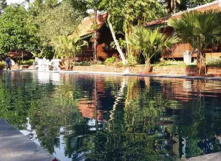 Hotelli Katumbiri Resort