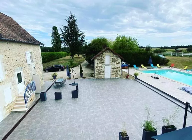 Majatalo Kourline Villalunoterie Futuroscope Piscine Spa