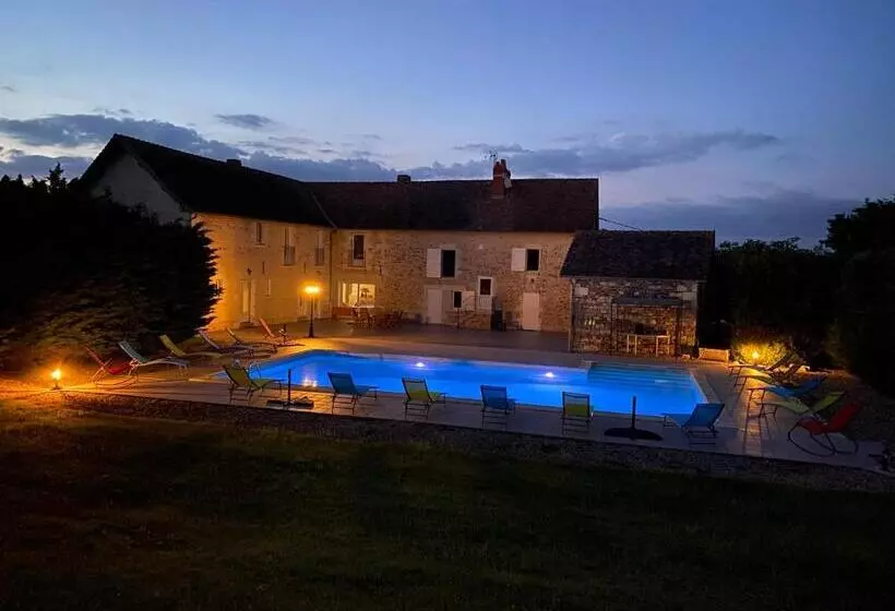 Majatalo Kourline Villalunoterie Futuroscope Piscine Spa