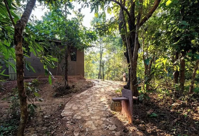 リゾートホテル Kanha Jungle Camp