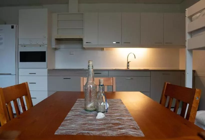 Vollvaagen Apartments Smøla, Boat Included