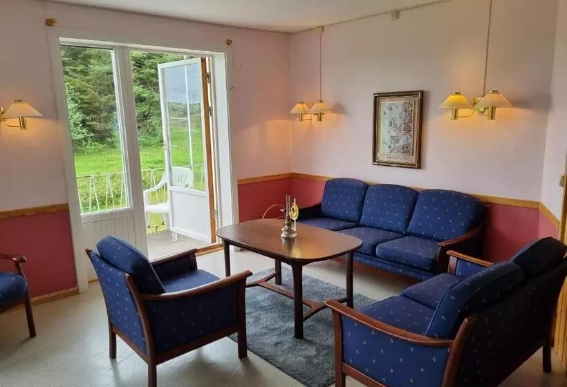 Vollvaagen Apartments Smøla, Boat Included