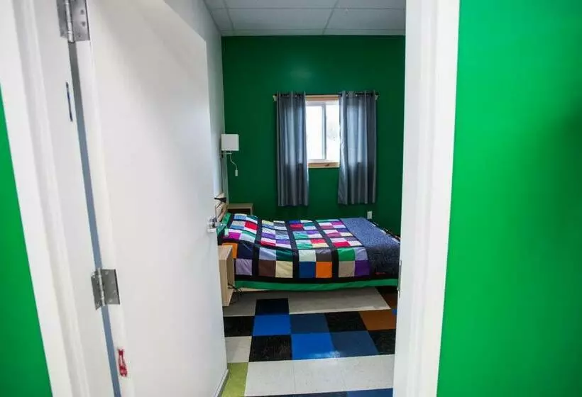 Retkeilymaja Out East Adventure Centre