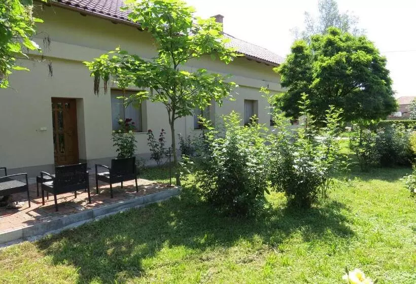 Retkeilymaja Pásztor Fogadó