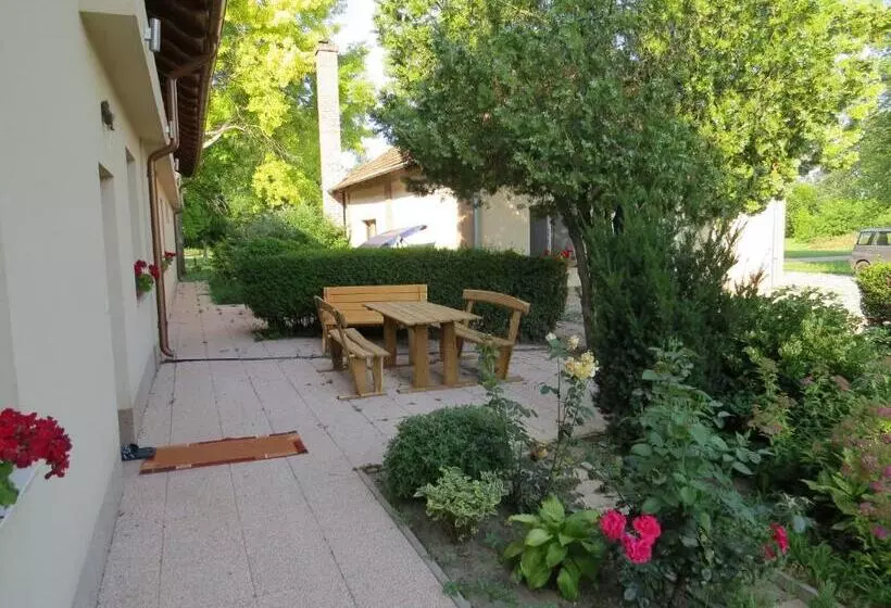 Retkeilymaja Pásztor Fogadó