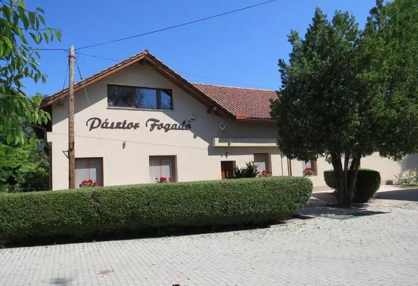 Retkeilymaja Pásztor Fogadó