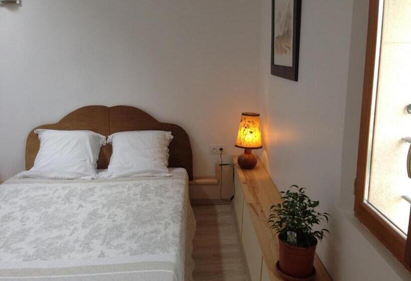 민박 La Maison Ocre