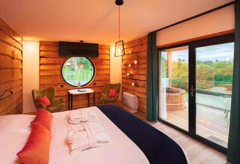 Hotelli Le Hameau Des Sens