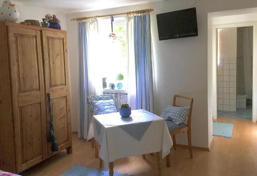 膳宿费 Murmeltier