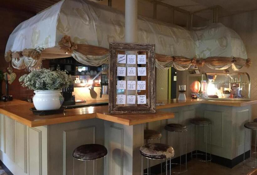 膳宿费 Murmeltier