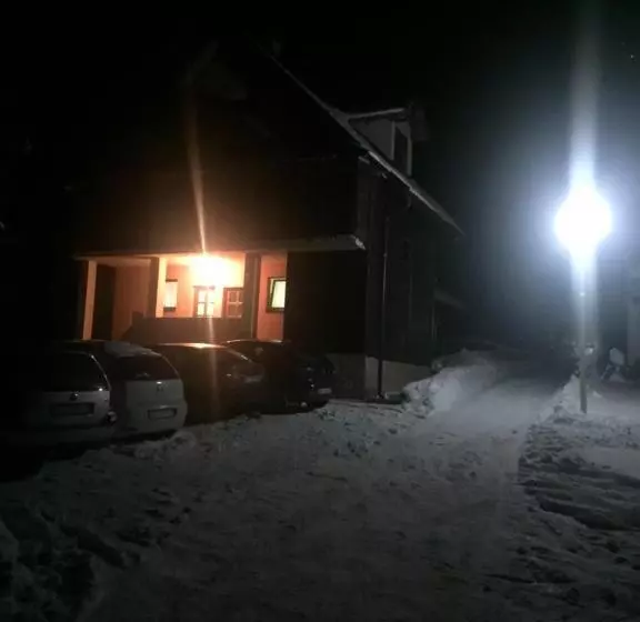 پانسیون Tara Bozic Apartmani