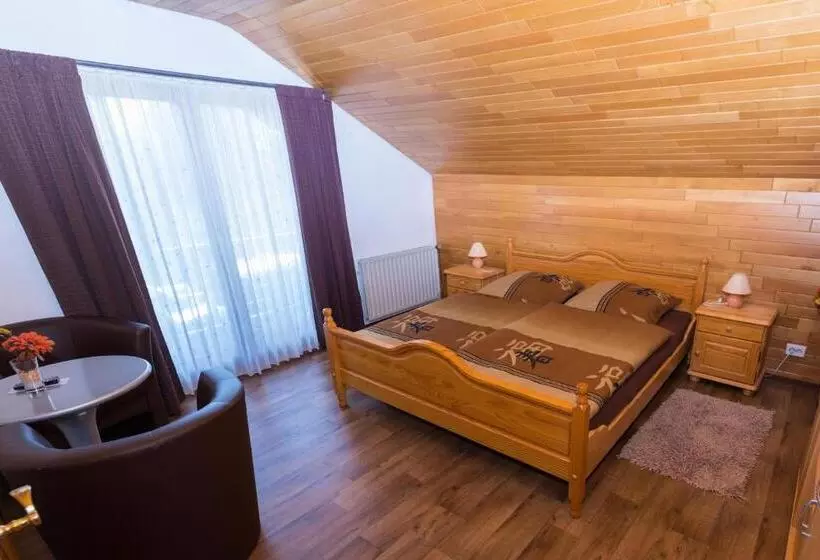 Majatalo Grünes Paradies  Garni