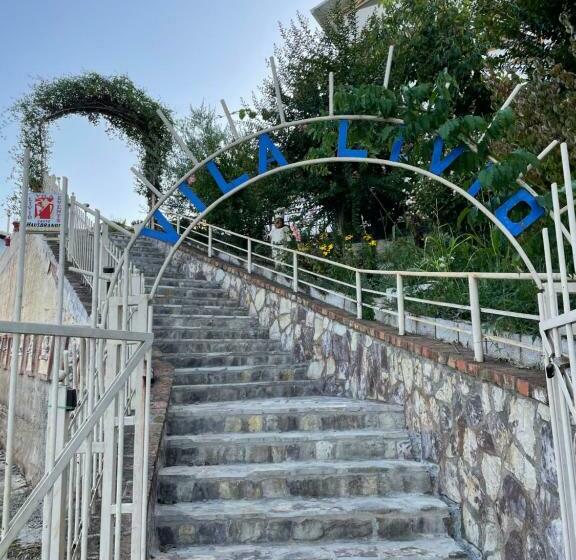 호스텔 Vila Livio   Guest House Rreshen Mirdite