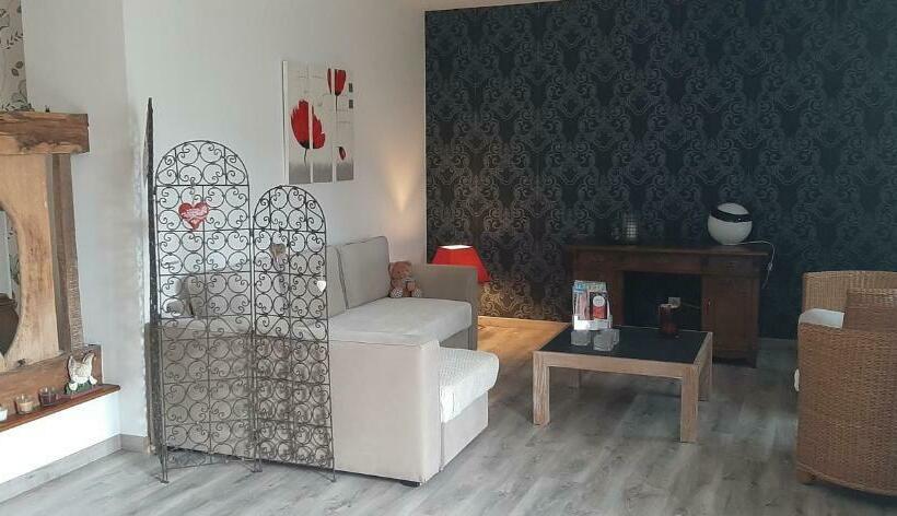 مبيت وإفطار Au Cœur De Mauchat, Pour Une Escapade Romantique