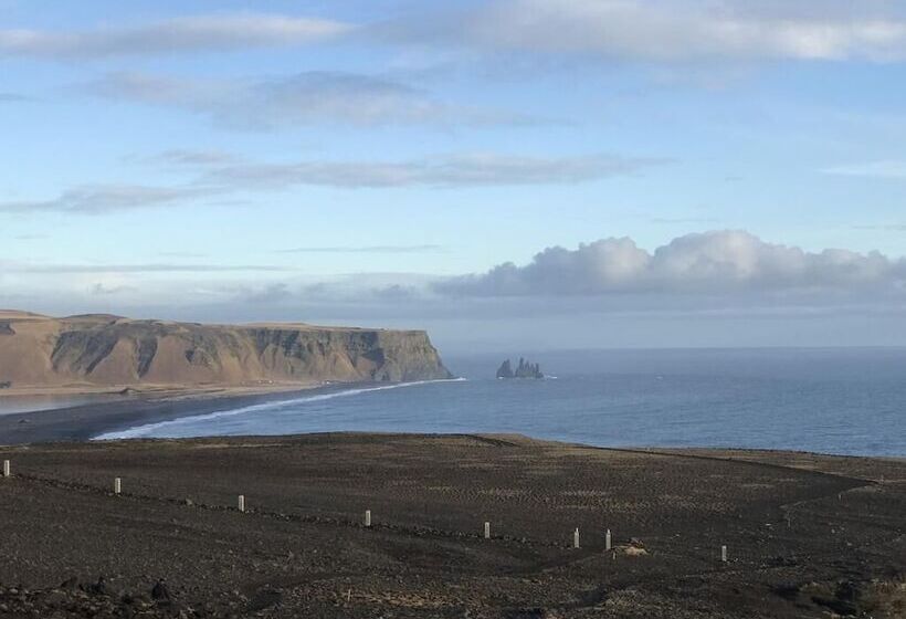 تختخواب و صبحانه Guesthouse Rauðafell