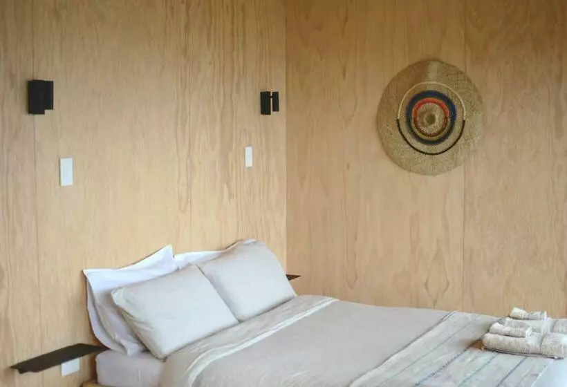 Aamiaismajoitus (B&B) The Huts