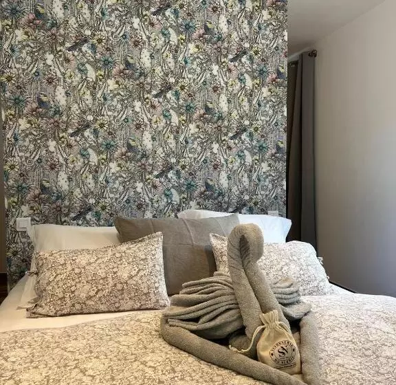 Hotelli Hôtel Confidentiel Le Grecale