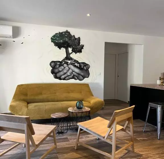 Hotelli Hôtel Confidentiel Le Grecale