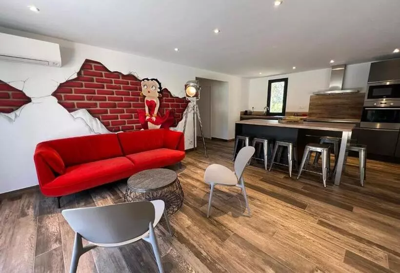 Hotelli Hôtel Confidentiel Le Grecale