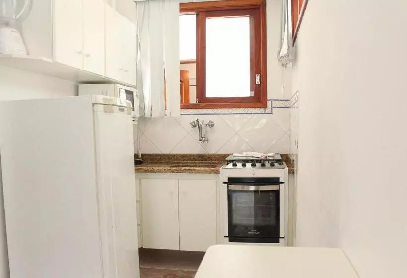 Majatalo Alapage Toque Toque