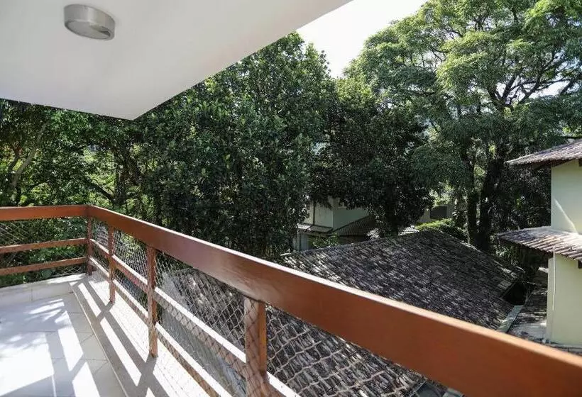 Majatalo Alapage Toque Toque