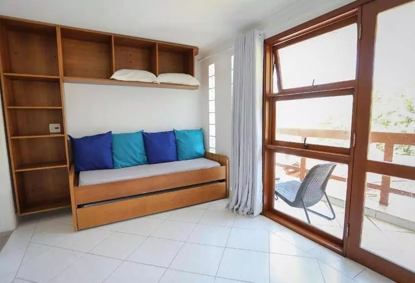 Majatalo Alapage Toque Toque