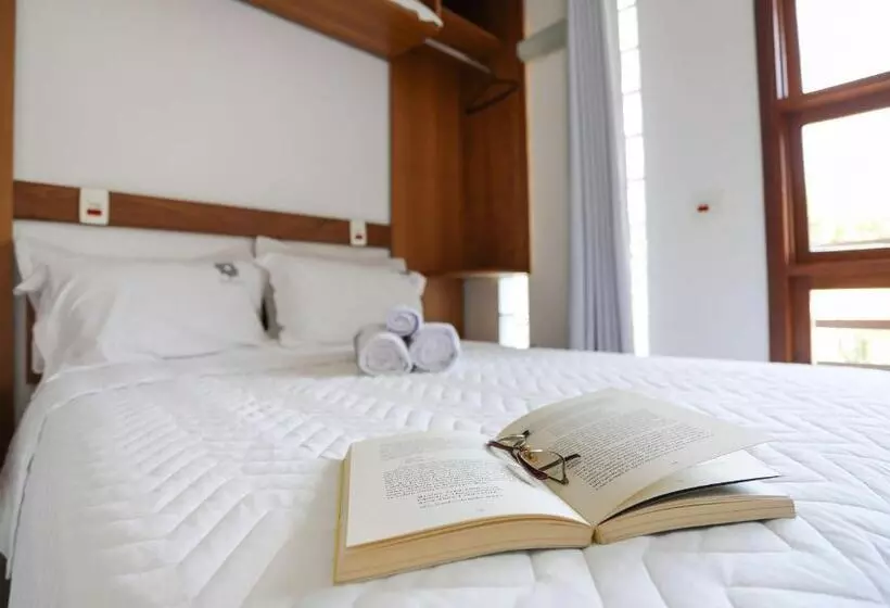 Majatalo Alapage Toque Toque