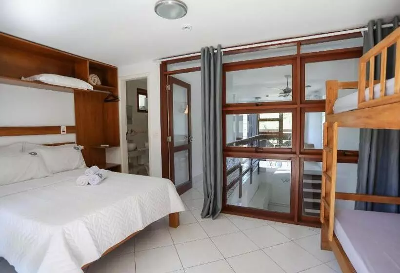 Majatalo Alapage Toque Toque