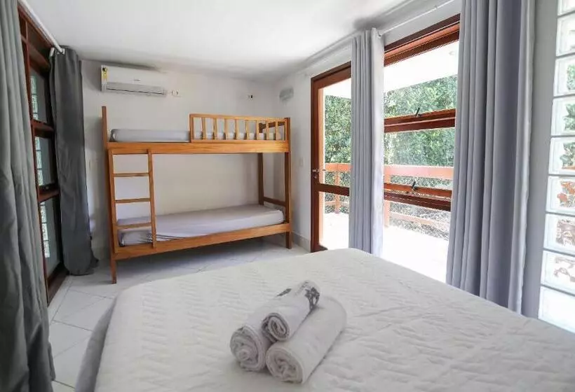 Majatalo Alapage Toque Toque