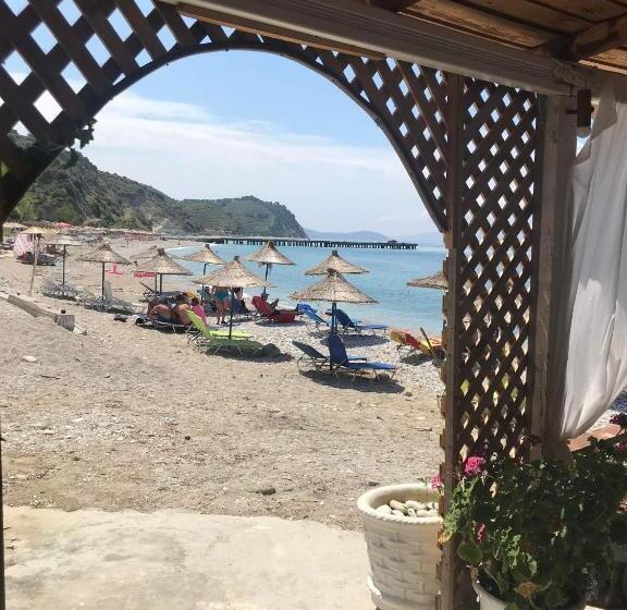 Pensjonat Joni S House