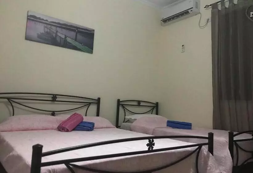 پانسیون Joni S House