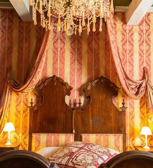 ペンション Maison De Maître Avec Grand Parc Arboré Clos De Murs