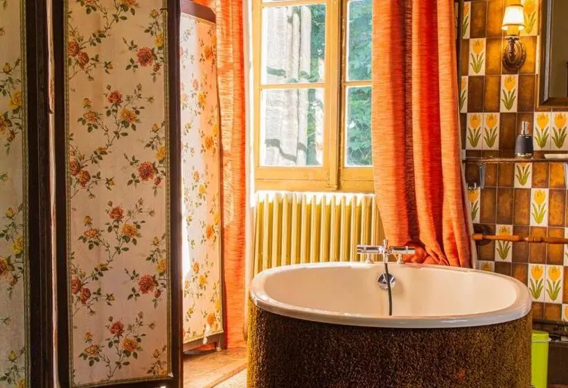 ペンション Maison De Maître Avec Grand Parc Arboré Clos De Murs