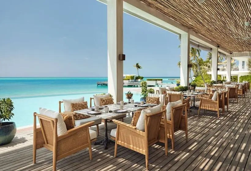 استراحتگاه Jumeirah Olhahali Island Maldives