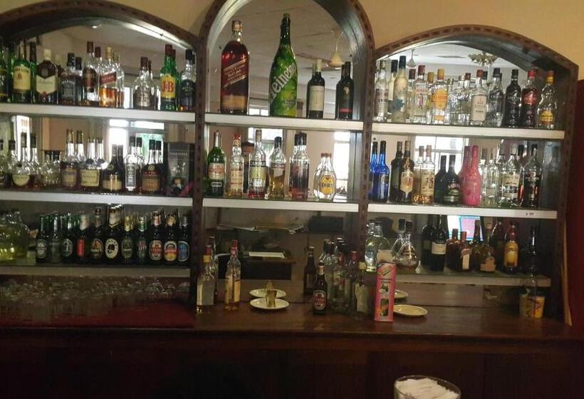 בית מלון כפרי Oasis