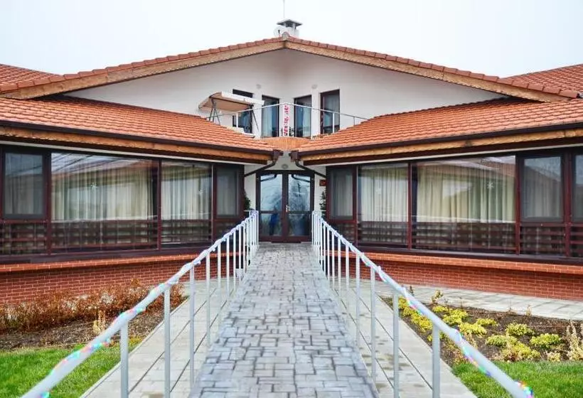 Hotelli Rumika Ecocenter