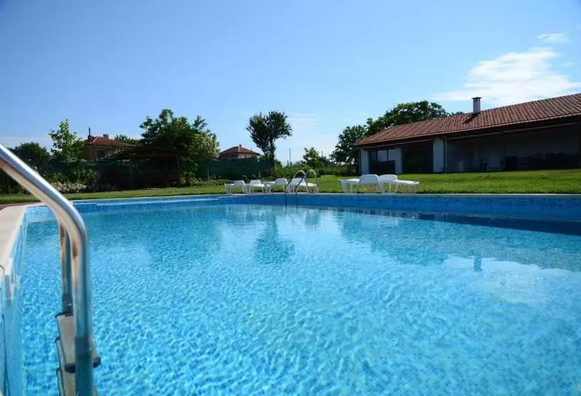 Hotelli Rumika Ecocenter