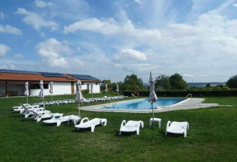 Hotelli Rumika Ecocenter