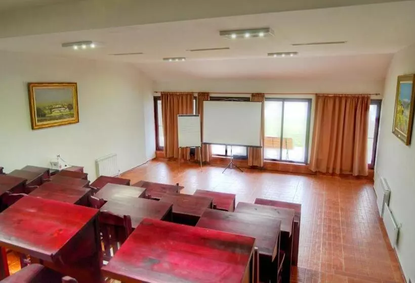 Hotelli Rumika Ecocenter