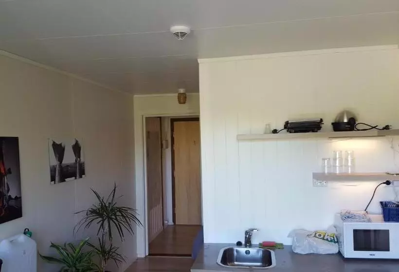 Motelli Sørvågen Inn