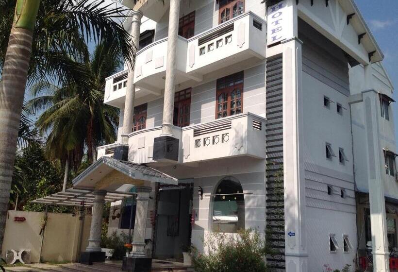 پانسیون Aurora Mekong