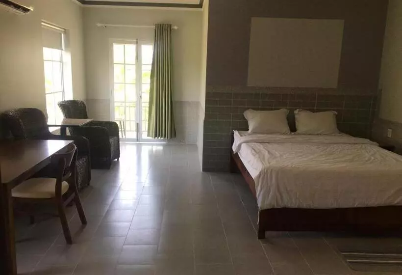 پانسیون Aurora Mekong