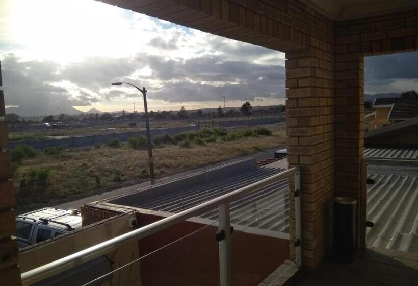 بنسيون Beulahland Guesthouse