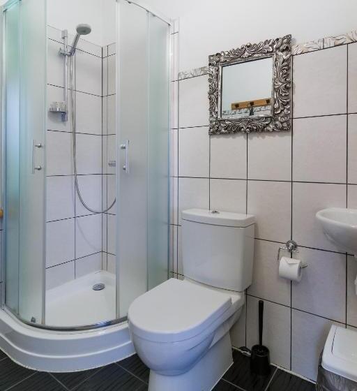 پانسیون Cērpas