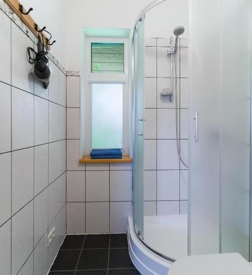 پانسیون Cērpas