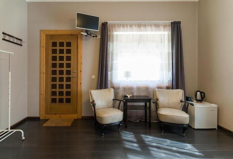 پانسیون Cērpas