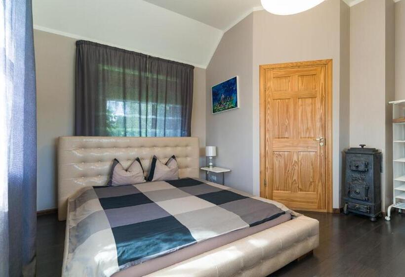 پانسیون Cērpas