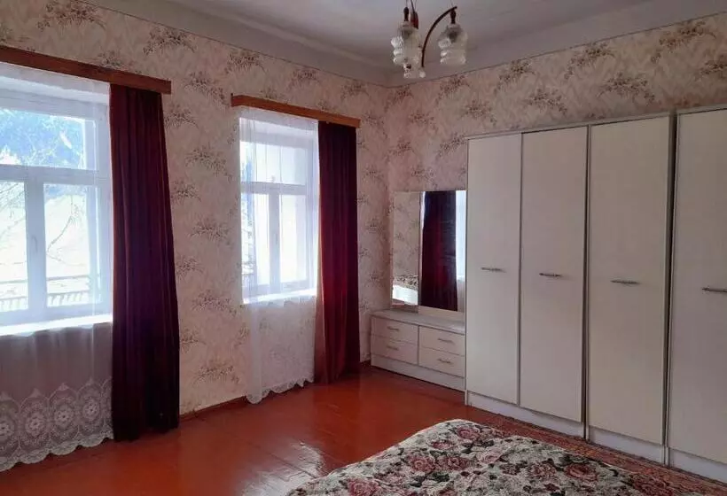 پانسیون Guest House Lankhvri