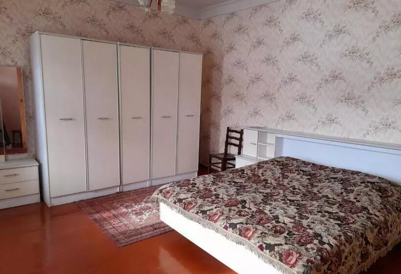 پانسیون Guest House Lankhvri