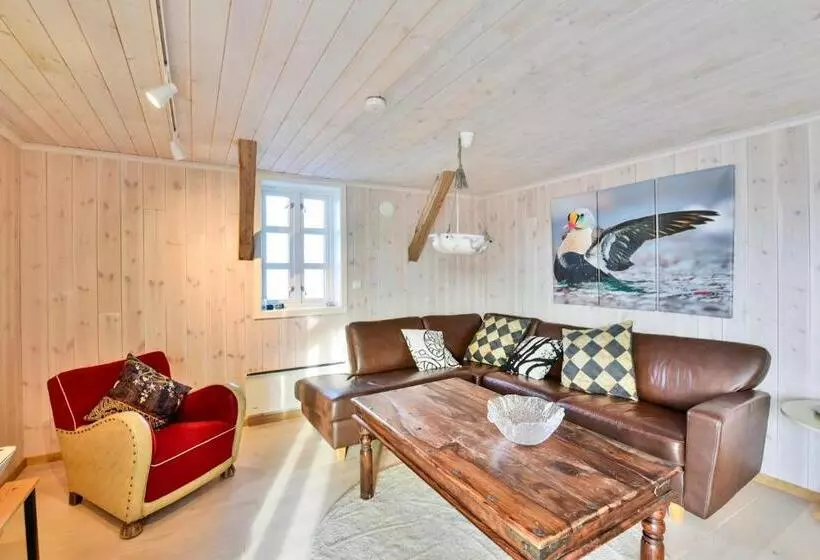 Majatalo Kongsfjord Arctic Lodge